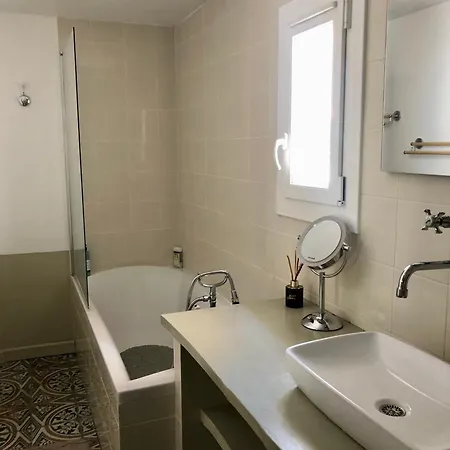 Maison De Maitre Avec Grande Terrasse Au Centre-ville * Перпиньан
