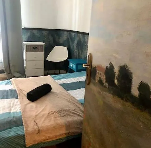 Βίλα Maison De Maitre Avec Grande Terrasse Au Centre-ville